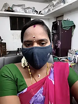 Snapshot of Tamil_Sangeetha chatting on April 19, 2026, 1:23 pm Tamil Sangeetha online show from April 19, 2026, 1:23 pm