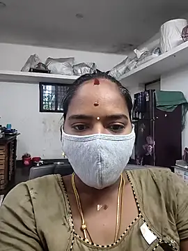 Snapshot of Tamil_Sangeetha chatting on May 6, 2026, 12:36 am Tamil Sangeetha online show from May 6, 2026, 12:36 am
