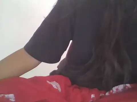 hotpriya09 online show from May 7, 2026, 5:38 pm