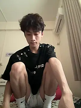 sexyboy-3525 online show from July 3, 2026, 4:52 am