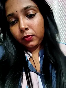 Snapshot of cutie_siyaa chatting on April 19, 2026, 6:32 pm cutie siyaa online show from April 19, 2026, 6:32 pm