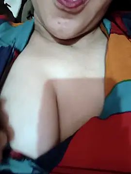 Snapshot of ZOYA_KHAN-123 chatting on March 31, 2026, 8:27 am ZOYA KHAN-123 online show from March 31, 2026, 8:27 am