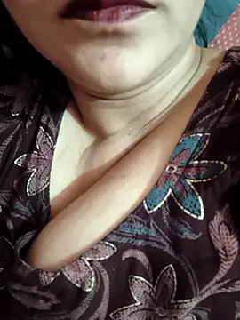 Snapshot of ZOYA_KHAN-123 chatting on March 29, 2026, 5:14 pm ZOYA KHAN-123 online show from March 29, 2026, 5:14 pm