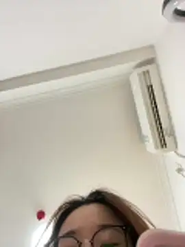 Snapshot of meimeibuguai chatting on April 19, 2026, 12:06 pm meimeibuguai online show from April 19, 2026, 12:06 pm