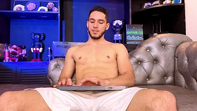 Snapshot of axel_tone chatting on April 17, 2026, 10:45 pm axel tone online show from April 17, 2026, 10:45 pm