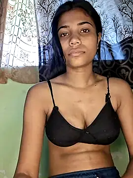 sexy  Valentine online show from May 17, 2026, 7:08 am