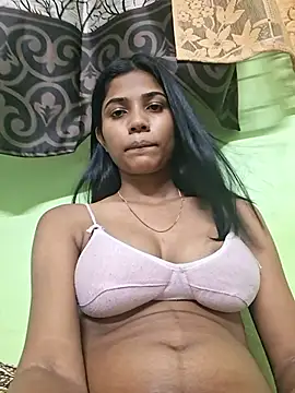 sexy  Valentine online show from May 5, 2026, 6:33 pm