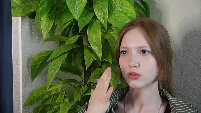 CIarisaTaubert online show from April 1, 2026, 11:55 am