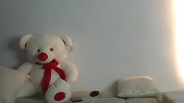 MissDolluxe online show from June 28, 2026, 4:19 am