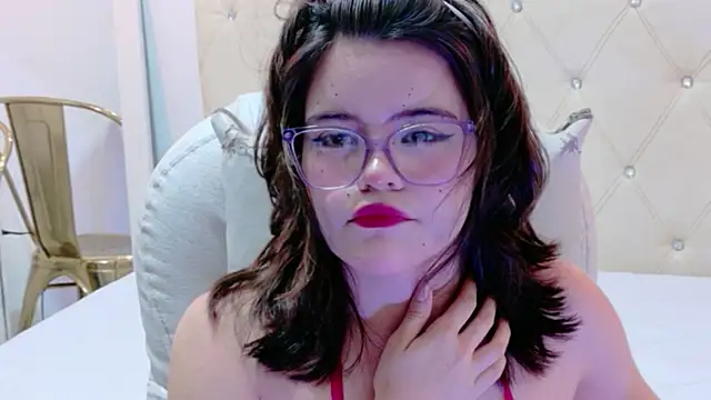 Snapshot of Alexa_Missfortune chatting on April 8, 2026, 10:22 pm Alexa Missfortune online show from April 8, 2026, 10:22 pm