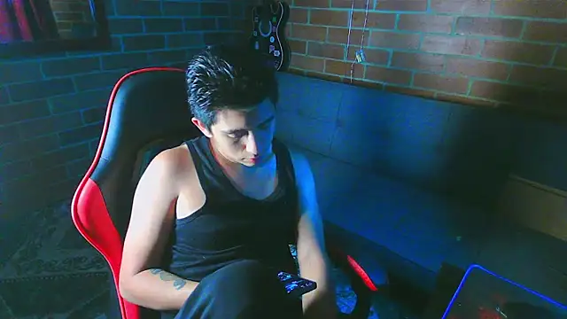 ethann2  online show from April 1, 2026, 4:58 am