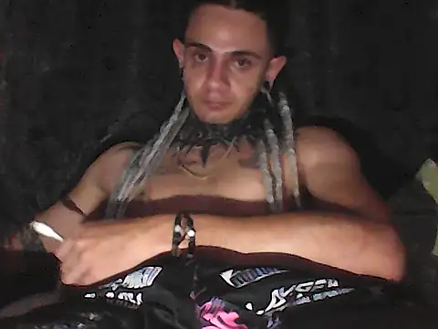 Snapshot of CardonaWolf chatting on March 30, 2026, 2:24 am CardonaWolf online show from March 30, 2026, 2:24 am