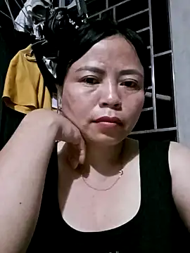 -Hami- online show from May 2, 2026, 6:13 pm