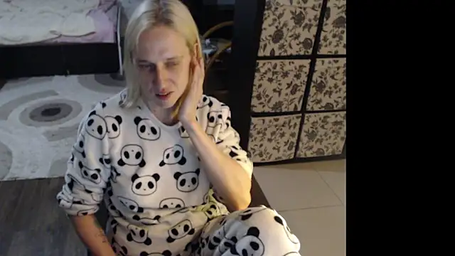 Snapshot of Sweet_hot_shrmp chatting on May 21, 2026, 6:38 pm Sweet hot shrmp online show from May 21, 2026, 6:38 pm