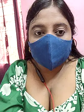 Snapshot of Tami-sonia chatting on April 9, 2026, 10:43 am Tami-sonia online show from April 9, 2026, 10:43 am