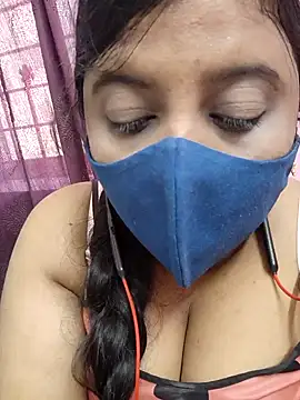 Snapshot of Tami-sonia chatting on March 31, 2026, 6:15 am Tami-sonia online show from March 31, 2026, 6:15 am