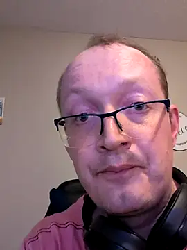 patmac131387 online show from March 30, 2026, 6:04 am