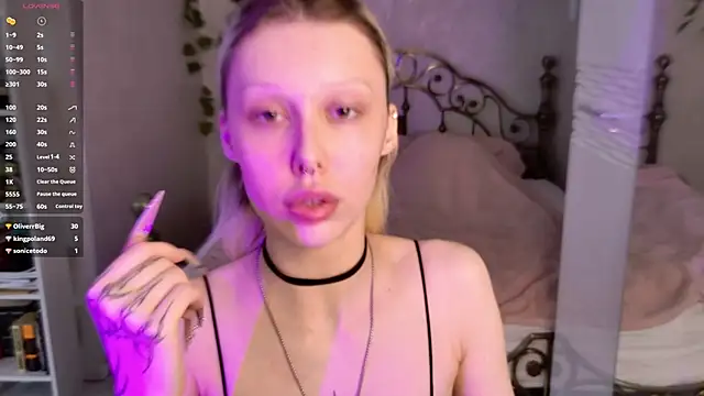 Snapshot of ghost_girly chatting on May 19, 2026, 4:08 am ghost girly online show from May 19, 2026, 4:08 am