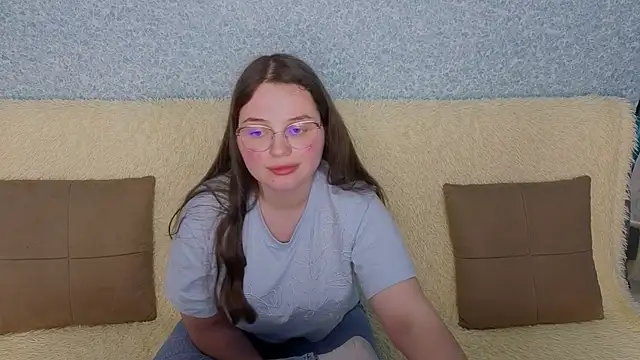 Snapshot of SofiDreamm chatting on April 14, 2026, 9:09 pm SofiDreamm online show from April 14, 2026, 9:09 pm