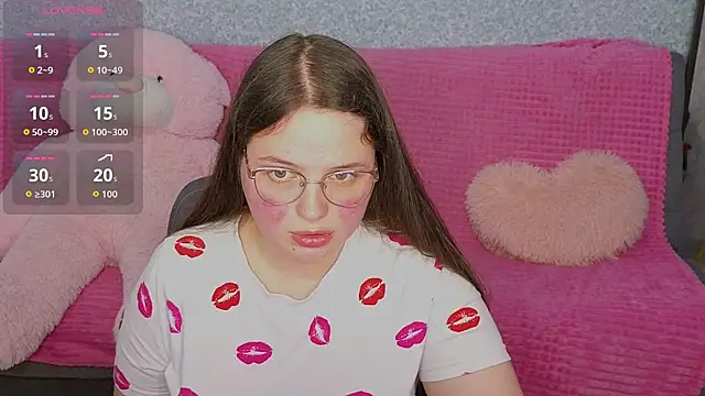 Snapshot of SofiDreamm chatting on May 1, 2026, 7:30 pm SofiDreamm online show from May 1, 2026, 7:30 pm