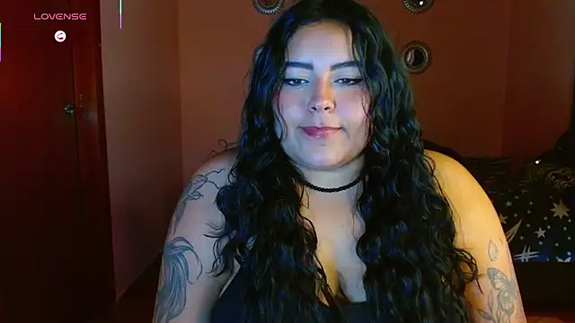 LunaAddittion online show from April 5, 2026, 4:57 pm