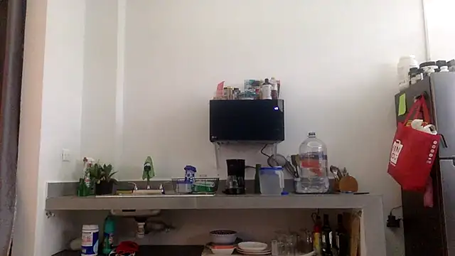 Snapshot of FlaringEpiphany chatting on July 17, 2026, 2:14 pm FlaringEpiphany online show from July 17, 2026, 2:14 pm