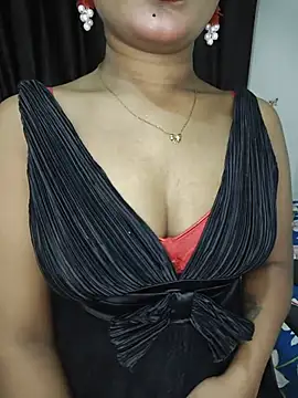 Snapshot of Piyu_x chatting on May 17, 2026, 7:03 pm Piyu x online show from May 17, 2026, 7:03 pm