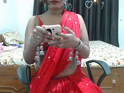 Snapshot of Piyu_x chatting on June 15, 2026, 5:56 pm Piyu x online show from June 15, 2026, 5:56 pm