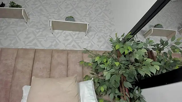 GrayHall online show from April 30, 2026, 8:43 am