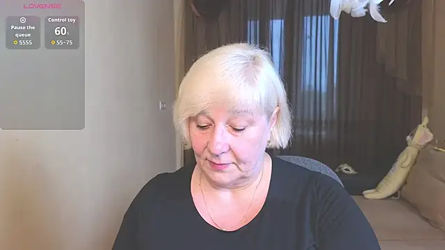Milane Milky online show from April 27, 2026, 4:54 am