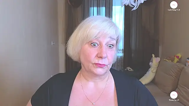Milane Milky online show from May 11, 2026, 5:09 am
