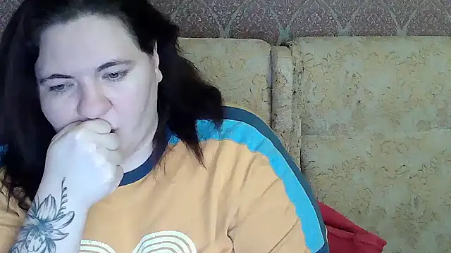 AmirahLaveyQx online show from April 3, 2026, 8:26 pm