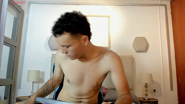 Snapshot of _blowsex_ chatting on March 31, 2026, 1:57 pm blowsex online show from March 31, 2026, 1:57 pm