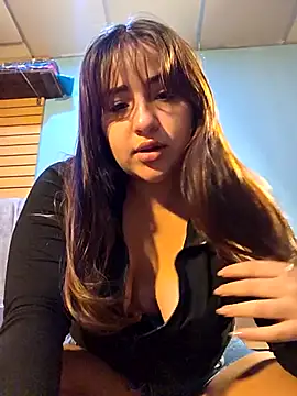 Snapshot of Salma_saad chatting on April 22, 2026, 6:58 pm Salma saad online show from April 22, 2026, 6:58 pm