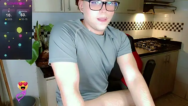 Snapshot of asmodeosexx chatting on March 31, 2026, 5:31 am asmodeosexx online show from March 31, 2026, 5:31 am