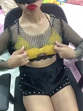 SUMITI  online show from April 3, 2026, 7:42 pm