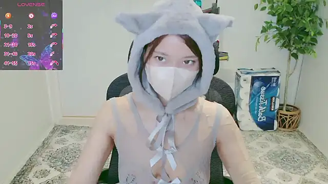 Snapshot of MISOSIRURICE chatting on May 26, 2026, 11:14 pm MISOSIRURICE online show from May 26, 2026, 11:14 pm