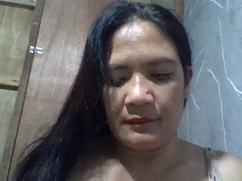 PinayZaira online show from May 16, 2026, 7:02 pm