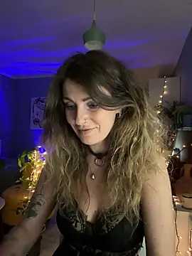 Snapshot of Rita_Tease chatting on April 28, 2026, 7:29 pm Rita Tease online show from April 28, 2026, 7:29 pm