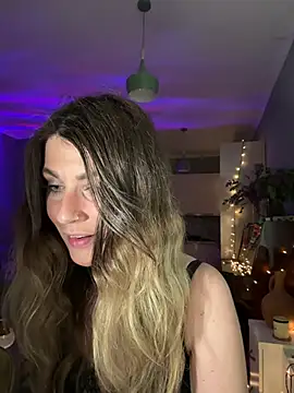 Snapshot of Rita_Tease chatting on May 13, 2026, 7:10 pm Rita Tease online show from May 13, 2026, 7:10 pm