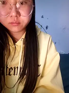 Snapshot of yehua001 chatting on April 16, 2026, 2:45 am yehua001 online show from April 16, 2026, 2:45 am