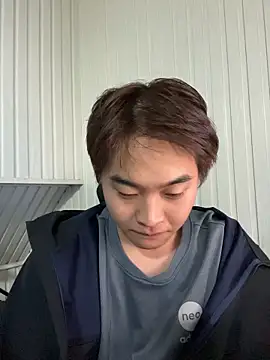 QingLong0012026 online show from April 2, 2026, 1:18 pm