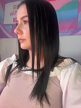 Snapshot of L0LA_XO chatting on April 3, 2026, 12:11 pm L0LA XO online show from April 3, 2026, 12:11 pm