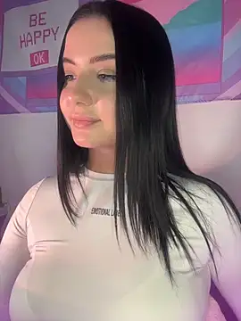 Snapshot of L0LA_XO chatting on April 2, 2026, 10:55 am L0LA XO online show from April 2, 2026, 10:55 am