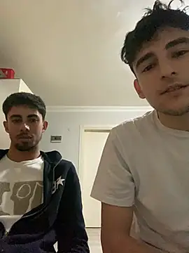 Snapshot of youmeloveyou chatting on March 31, 2026, 7:38 pm youmeloveyou online show from March 31, 2026, 7:38 pm