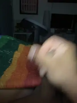 Snapshot of loudoggg chatting on April 1, 2026, 8:37 am loudoggg online show from April 1, 2026, 8:37 am