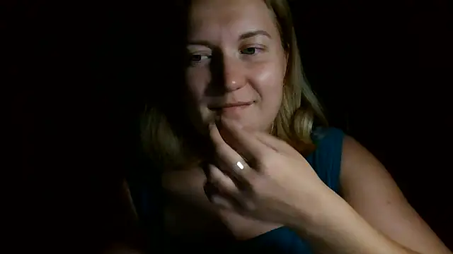 TinaKittyX online show from June 30, 2026, 8:31 pm