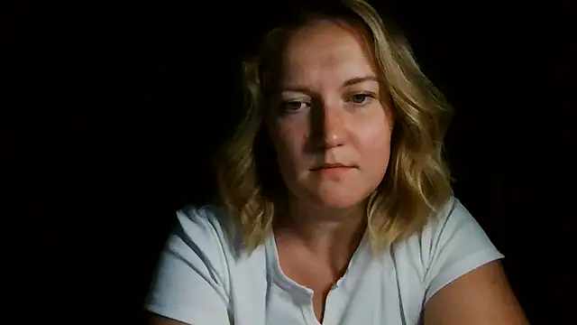 TinaKittyX online show from July 5, 2026, 8:48 pm