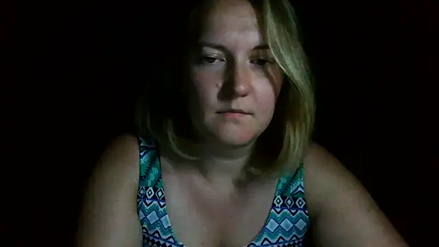 TinaKittyX online show from June 24, 2026, 9:12 pm