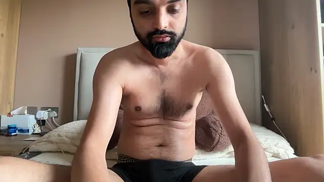 priyxh online show from June 6, 2026, 12:43 pm